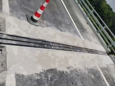 陈巴尔虎伸缩缝更换后浇筑材料快速结构修补料速砼的产品特点及施工流程​